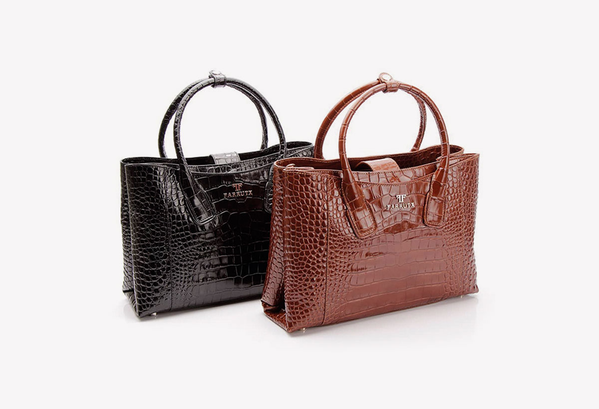 Diseño de bolsos y fornituras para Farrutx. Producción en Italia, España e India. G47 Studio